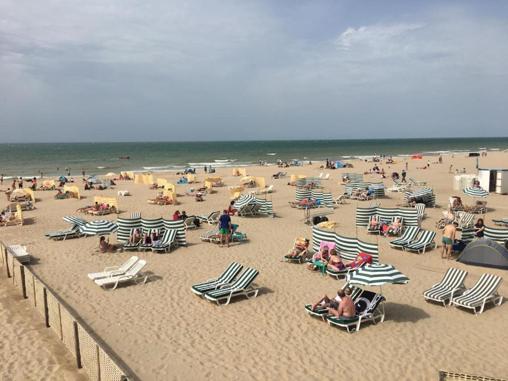 Appartement Vue Sur Mer - Splendide Localisation! Sint-Idesbald Ngoại thất bức ảnh